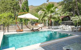 Ada Boutique Hotel
